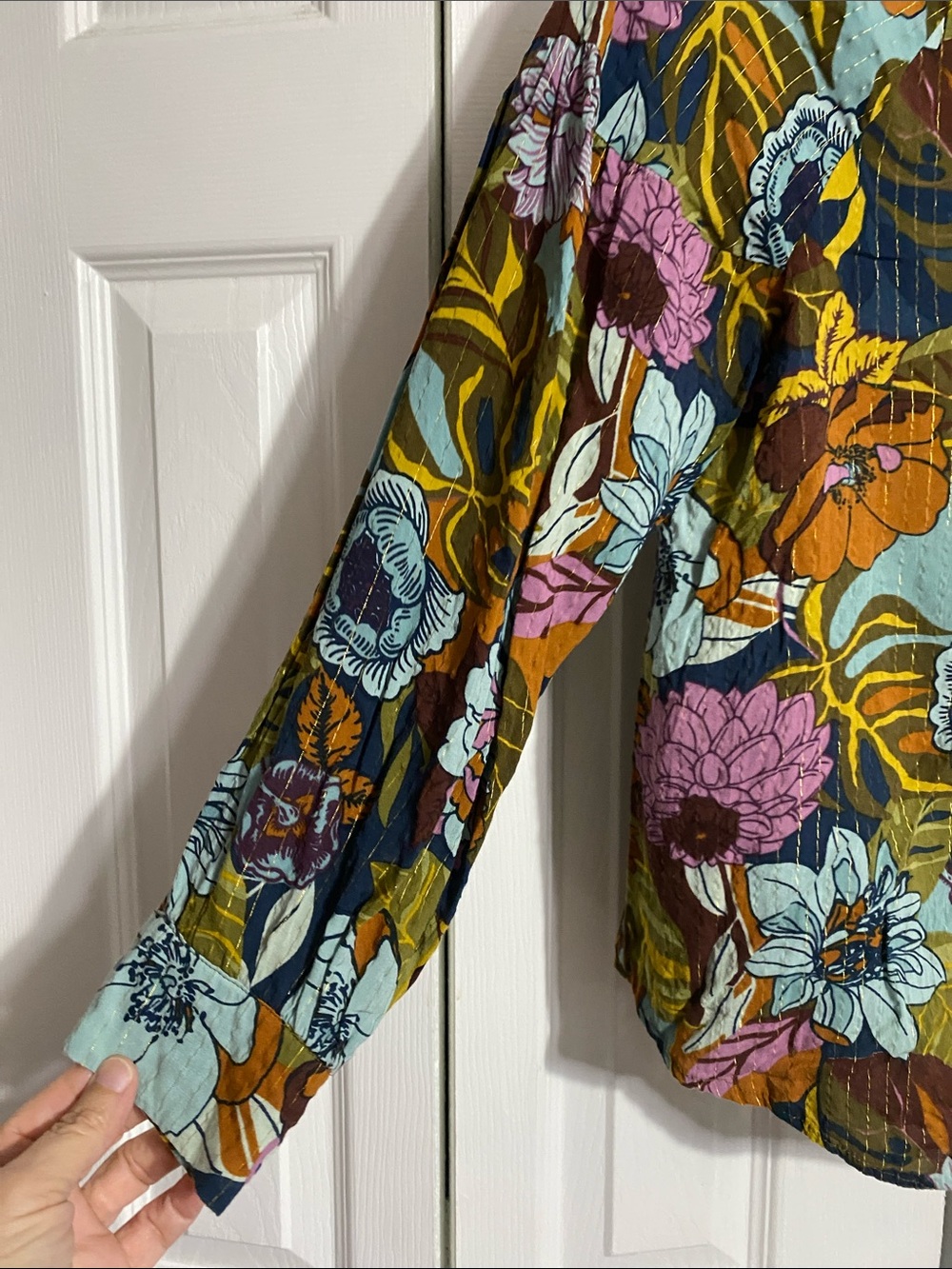 PRETTY Jane and Delancey Tropical Floral Blouse top shirt Size SMALL - Picture 5 of 13